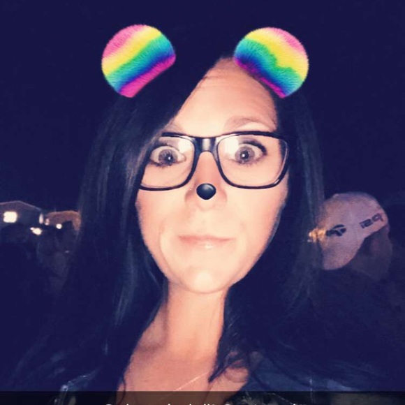 Meet your Posher, Amber - Picture 1 of 1